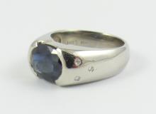 MEN'S VALUABLE SAPPHIRE RING