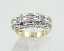 LADIES' DIAMOND RING