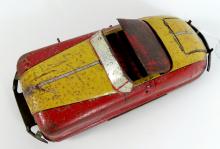 CLOCKWORK TIN CAR