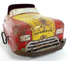 CLOCKWORK TIN CAR