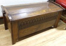 ARTS AND CRAFTS OAK BLANKET BOX