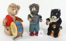 3 WIND-UP BEAR TOYS