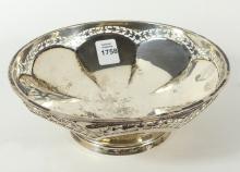 ENGLISH STERLING PEDESTAL BOWL