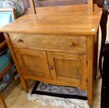 WALNUT WASHSTAND