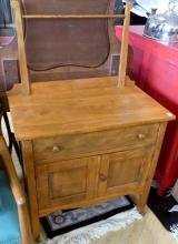 WALNUT WASHSTAND