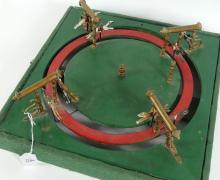 ANTIQUE HORSE RACING GAME