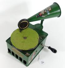 WIND-UP PHONOGRAPH