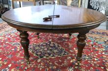 VICTORIAN DINING TABLE