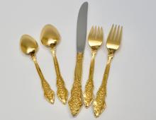 FLATWARE SET