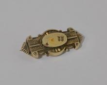 ANTIQUE BROOCH