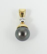 PEARL & DIAMOND PENDANT