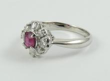 LADIES' RUBY & DIAMOND RING