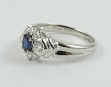 SAPPHIRE & DIAMOND RING