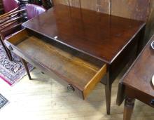 GEORGIAN DESK