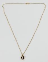 GOLD PENDANT ON CHAIN