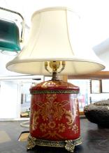 TABLE LAMP AND BANKER'S LAMP