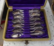 EXTENSIVE "OLD COLONY" FLATWARE SERVICE