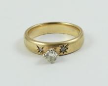 VINTAGE DIAMOND RING