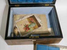 ANTIQUE BOX