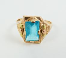 ANTIQUE RING