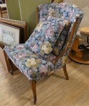 FRENCH PROVINCIAL HOSTESS CHAIR