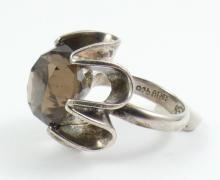 MODERNIST DESIGN RING