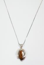 AMBER PENDANT ON CHAIN