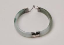 JADE BANGLE