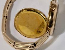 9CT GOLD WATCH