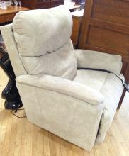 ELECTRIC LA-Z-BOY RECLINER