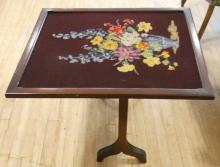 LAMP TABLE AND DRAFT SCREEN