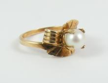 PEARL RING