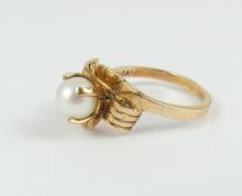 PEARL RING