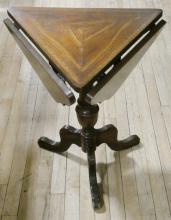 LAMP TABLE AND DRAFT SCREEN