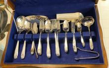 ROGERS BROS. "DAFFODIL" SILVERPLATE FLATWARE