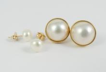 2 PAIRS PEARL EARRINGS