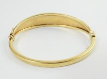 GOLD BRACELET