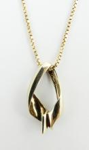 DIAMOND PENDANT NECKLACE