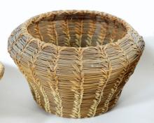 6 WICKER CONTAINERS