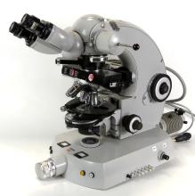 ZEISS PHOTOMICROSCOPE III