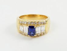 VALUABLE SAPPHIRE & DIAMOND RING