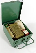 VINTAGE FIRST AID KIT