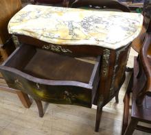 FRENCH LAMP COMMODE