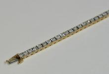 DIAMOND TENNIS BRACELET