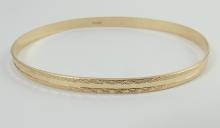 GOLD BANGLE BRACELET