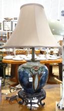 ROYAL DOULTON TABLE LAMP