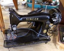 TWO ANTIQUE SINGER SEWING MACHINES
