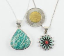 2 PENDANT NECKLACES