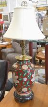CHINESE PORCELAIN TABLE LAMP