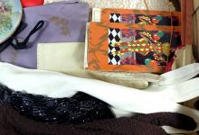TRAY/ VINTAGE WOMEN'S ACCESSORIES
